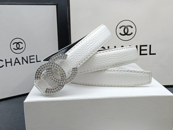 CHANEL belt