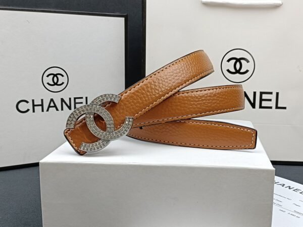 CHANEL belt