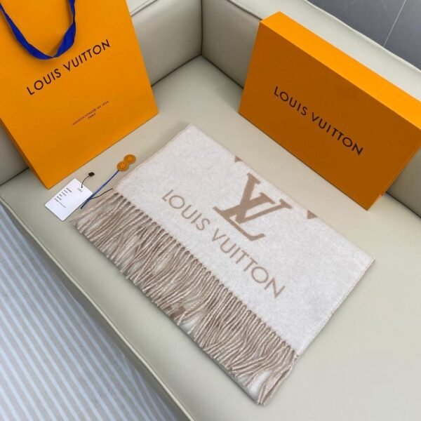 Louis Vuitton cashmere scarf, premium version, size: 190 x 45cm