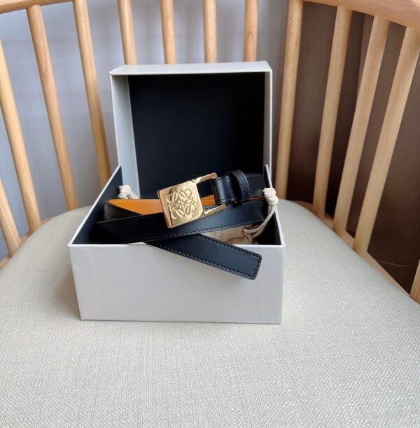 Loewe cowhide Belt anagram padlock pin width :2.0cm