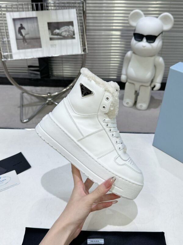 4-1-2-4.jpg Prada downtown bold collection shoes