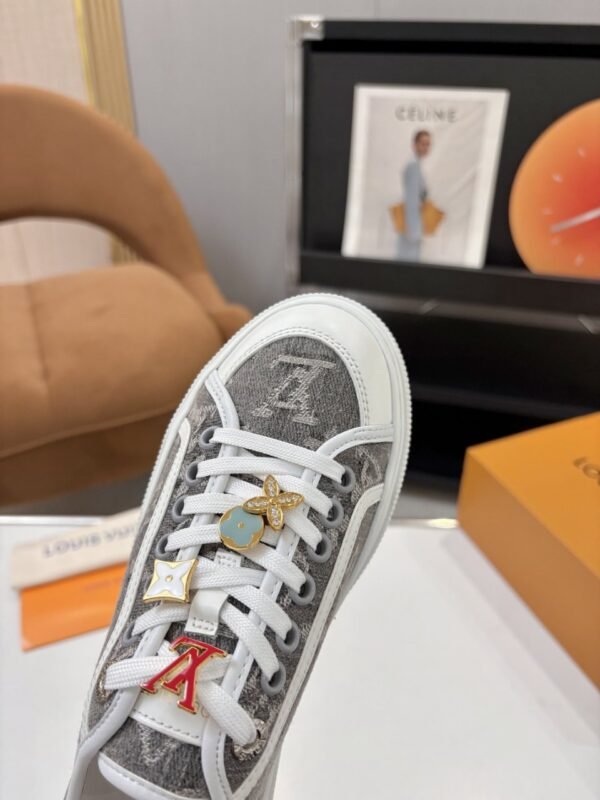 Louis Vuitton Lagoon series footwear