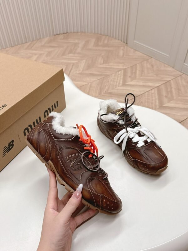 Miu Miu & new balance original new Forrest Gump training shoes retro
