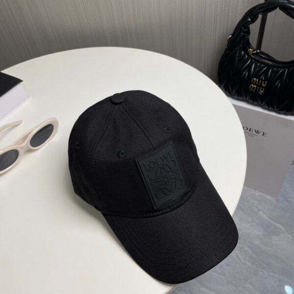 LOEWE baseball cap