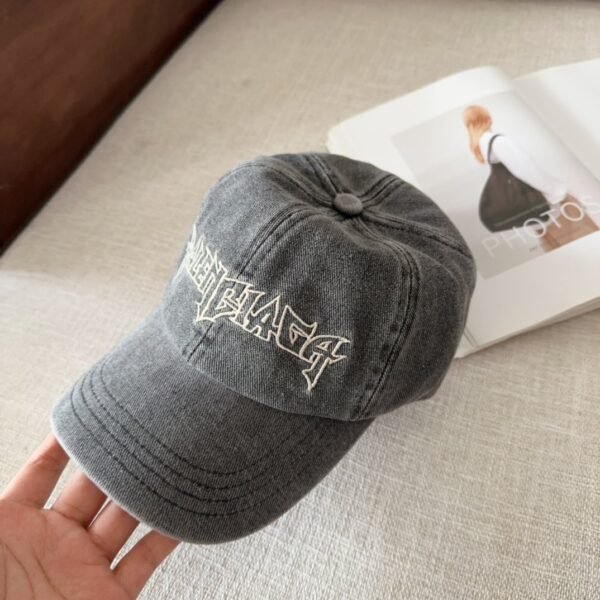 Balenciaga baseball cap