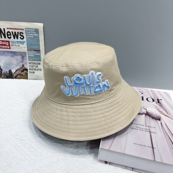 Louis Vuitton Original hooded embroidery