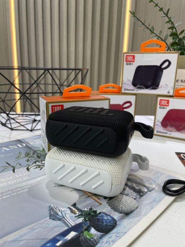 JBL BRIC four generJBL BRIC four generation Bluetooth speakeration Bluetooth speaker
