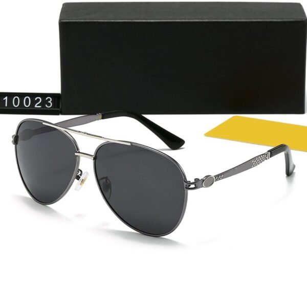 Armani polarizing mirror