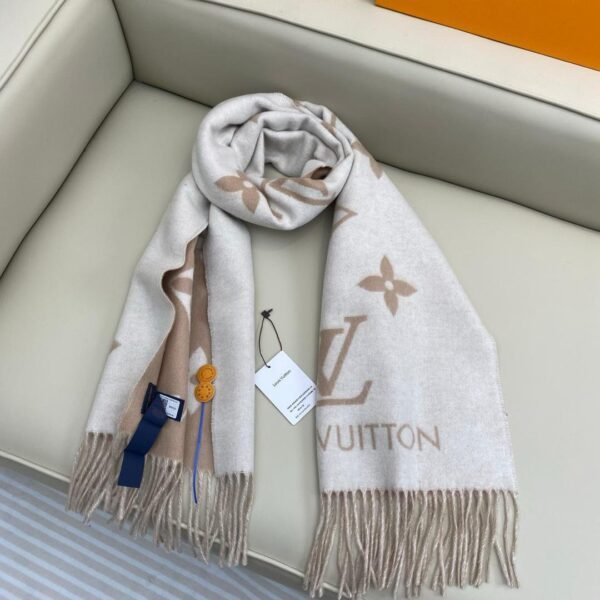 Louis Vuitton cashmere scarf, premium version, size: 190 x 45cm