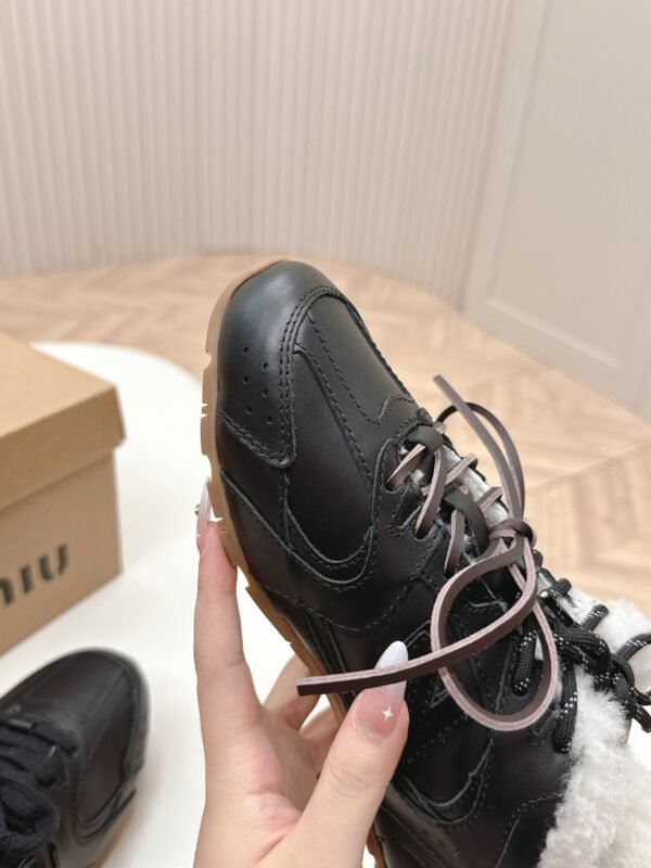 Miu Miu & new balance original new Forrest Gump training shoes retro