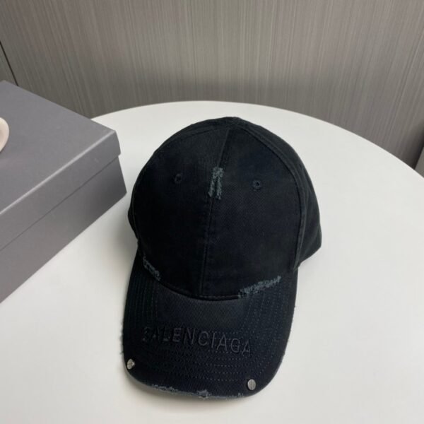 Balenciaga Original embroidered baseball cap