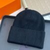 Louis Vuitton original embroidered LOGO wool knitted hat