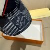 Louis Vuitton Original baseball cap V logo