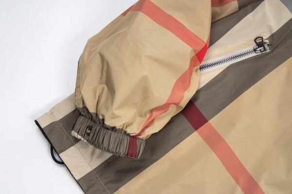 Burberry classic large plaid double-sided hooded jacket