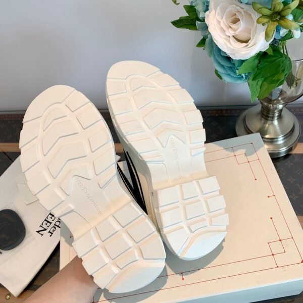 Alexander McQueen casual canvas shoes