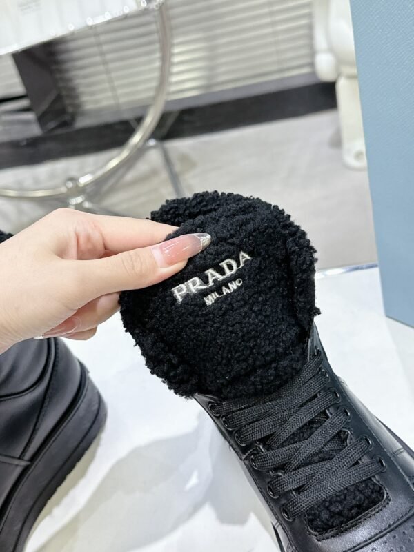 5-17-5.jpg Prada downtown bold collection shoes