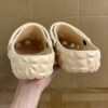 Crocs classic durian slippers