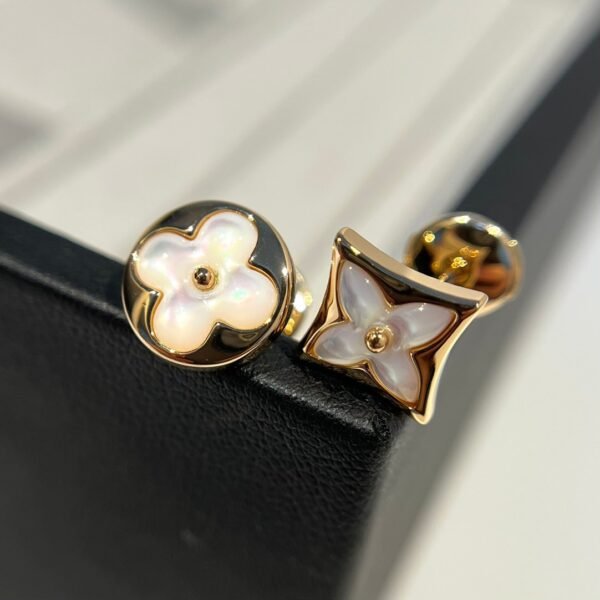 Louis Vuitton Flower Series White Shell Asymmetric Earrings Premium Edition