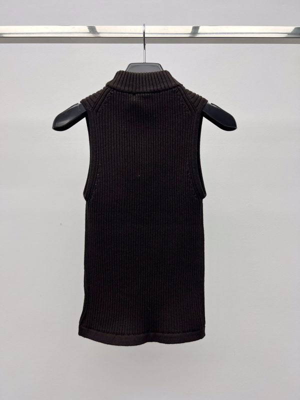 MIUMIU original embroidered sleeveless sweater