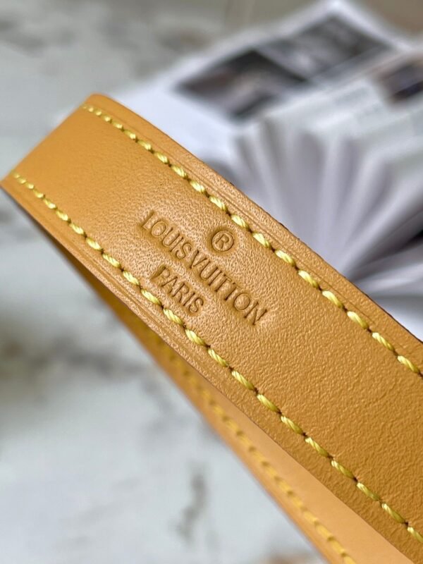 Louis Vuitton original leather 1:1 dumpling wrap, 23*13*6cm