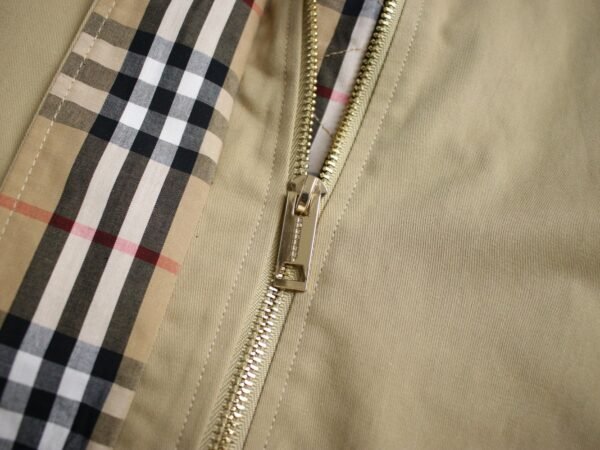 Burberry original vintage pop plaid jacket