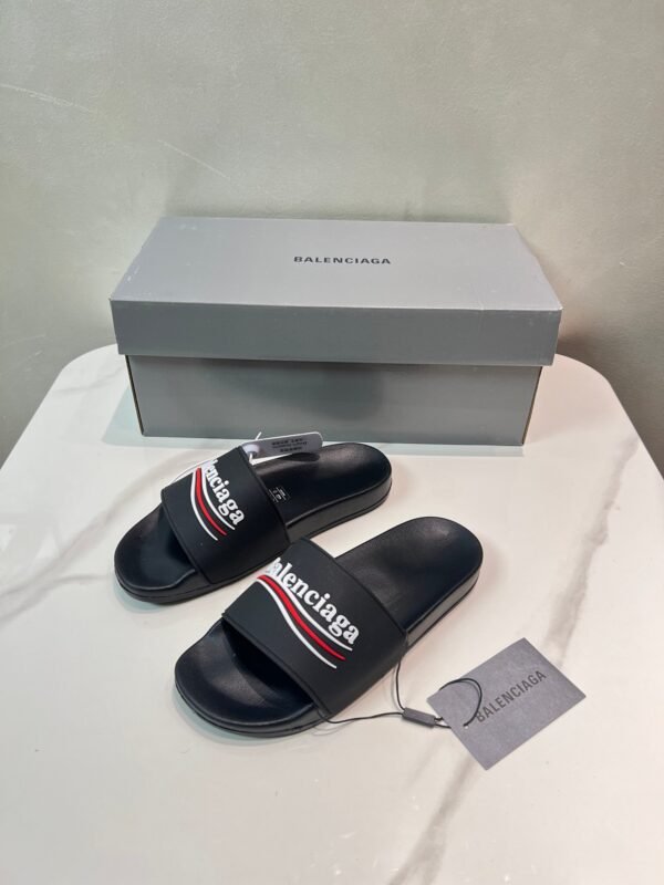Balenciaga slippers