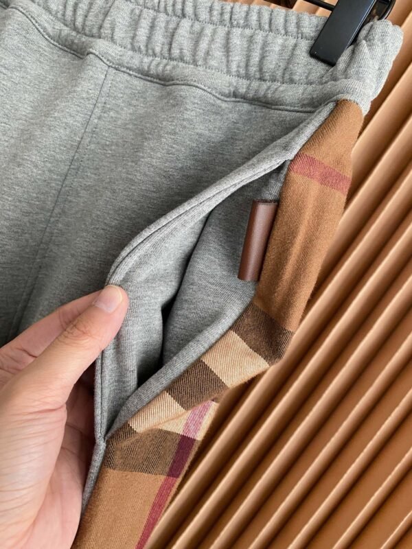 Burberry plaid cotton blend sweatpants suit