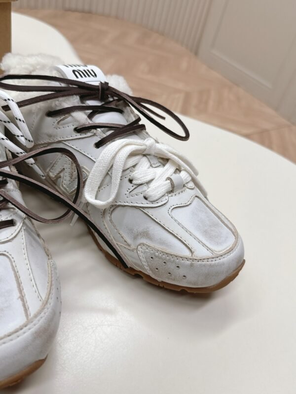 Miu Miu & new balance original new Forrest Gump training shoes retro