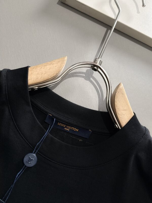 Louis Vuitton original 1:1 T-shirt black and white