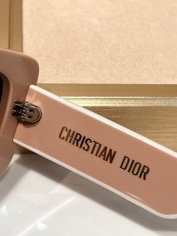 MIUMIU original sunglasses 1:1