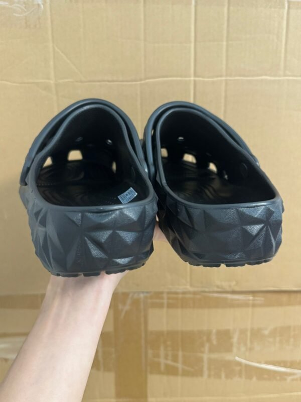 Crocs classic durian slippers
