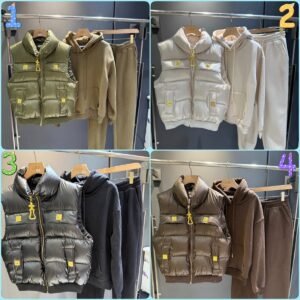 56562656.jpg Schiaparelli autumn and winter three-piece vest and sweatshirt with special-shaped buttons