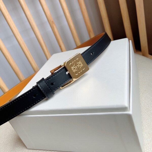 Loewe cowhide Belt anagram padlock pin width :2.0cm