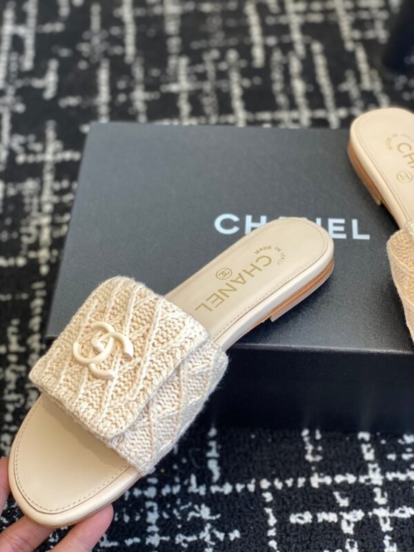 Chanel slippers Lazy slippers Black white Beige pink