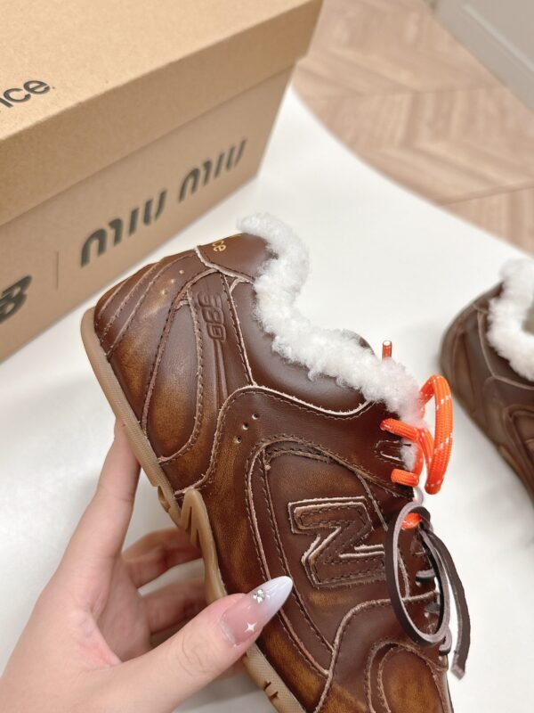 Miu Miu & new balance original new Forrest Gump training shoes retro