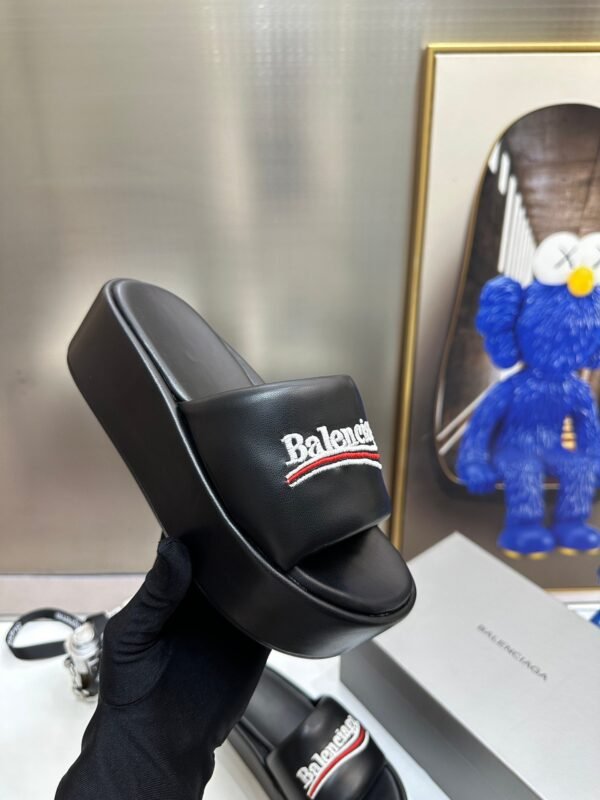 balenciaga couple platform slippers