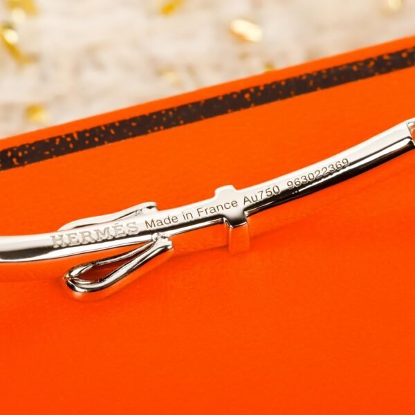 Hermes Etriviere bracelet with horseshoe buckle