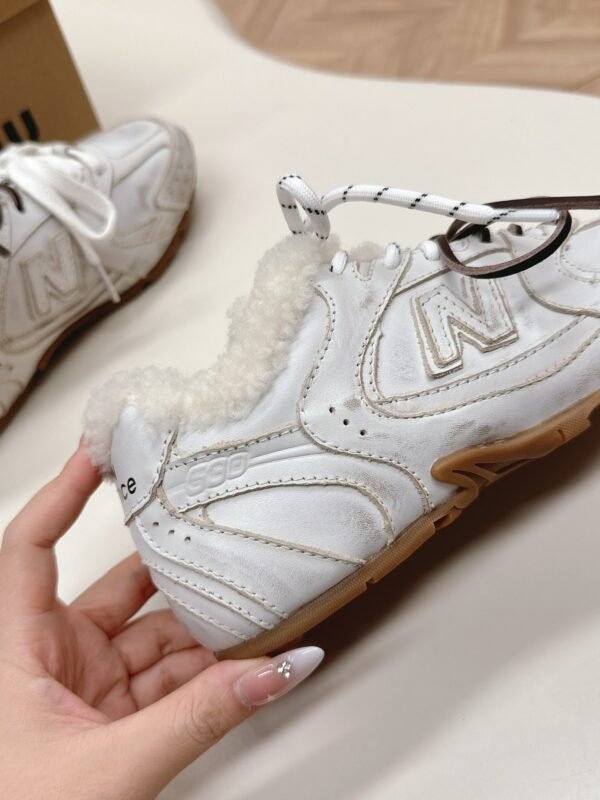 Miu Miu & new balance original new Forrest Gump training shoes retro