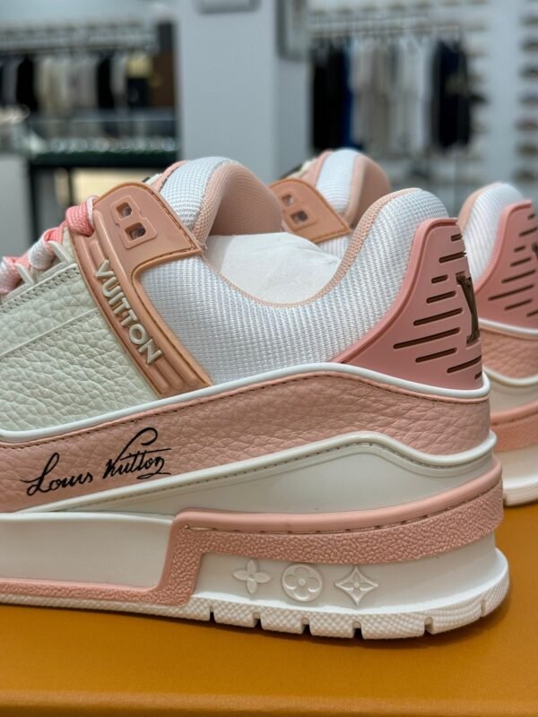 Louis Vuitton original trainer pink leather