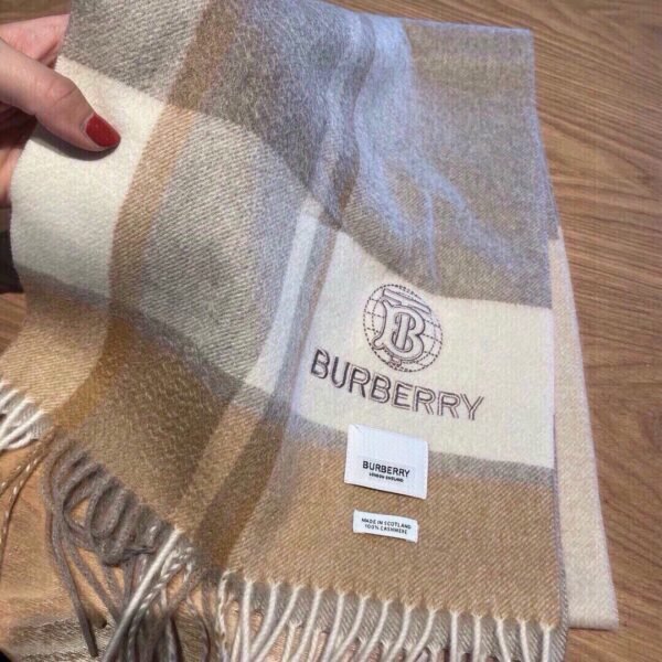 Burberry water ripple Original embroidery cashmere scarf