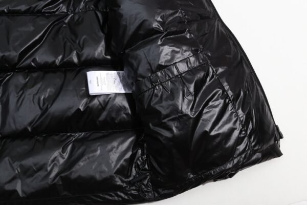 Burberry original single down jacket
