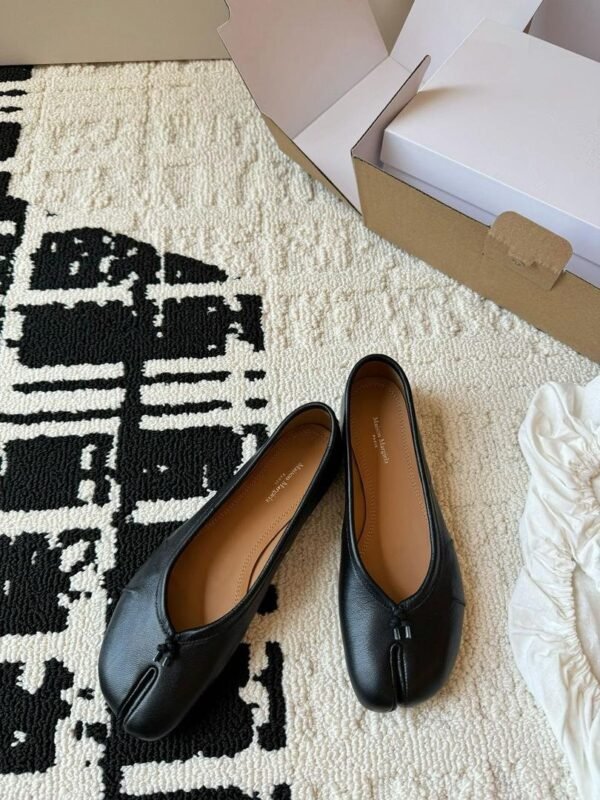 Margiela MM6 new flat shoes ballet shoes advanced version