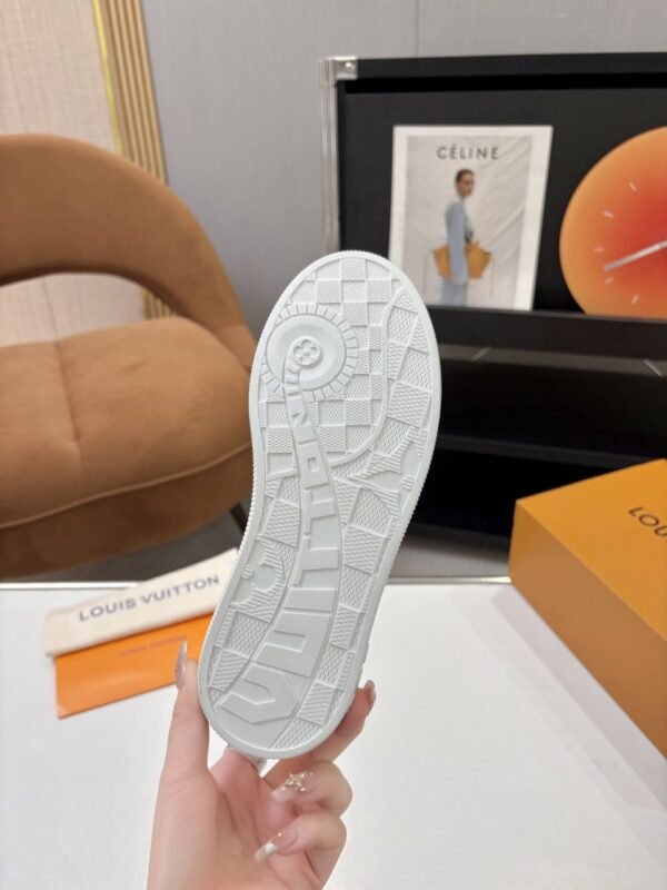 Louis Vuitton Lagoon series footwear