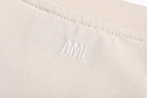Ami hemp rope letter embroidered short sleeve