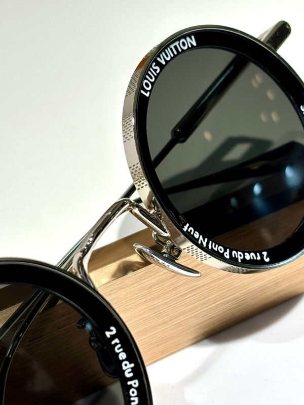 LOUIS VUITTO round fashion sunglasses SIZE: 44 29-140