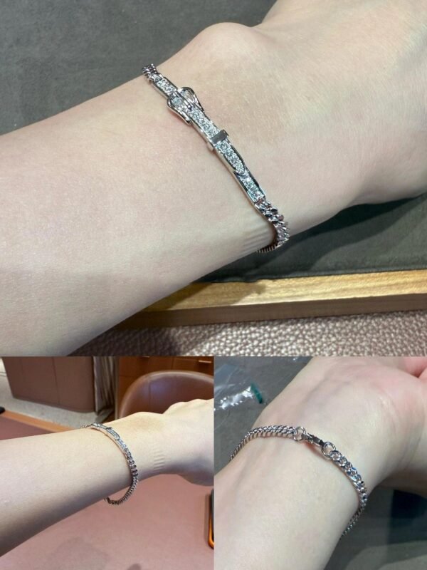 Hermes Etriviere bracelet with horseshoe buckle