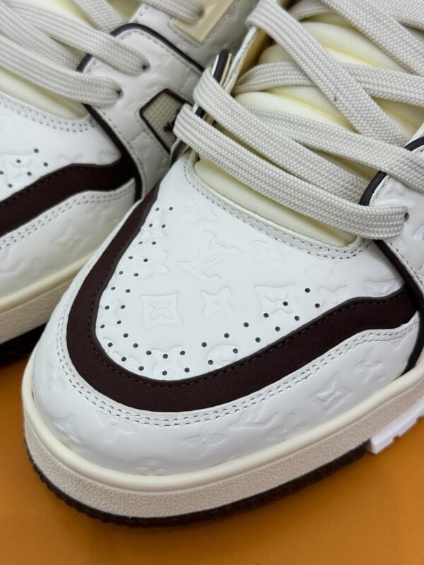 Louis Vuitton & tyler trainer WHITE embossed shoes