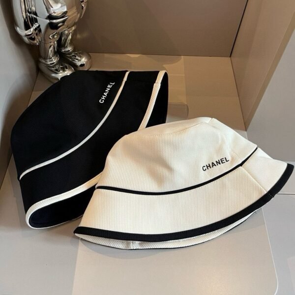Chanel hat black white original
