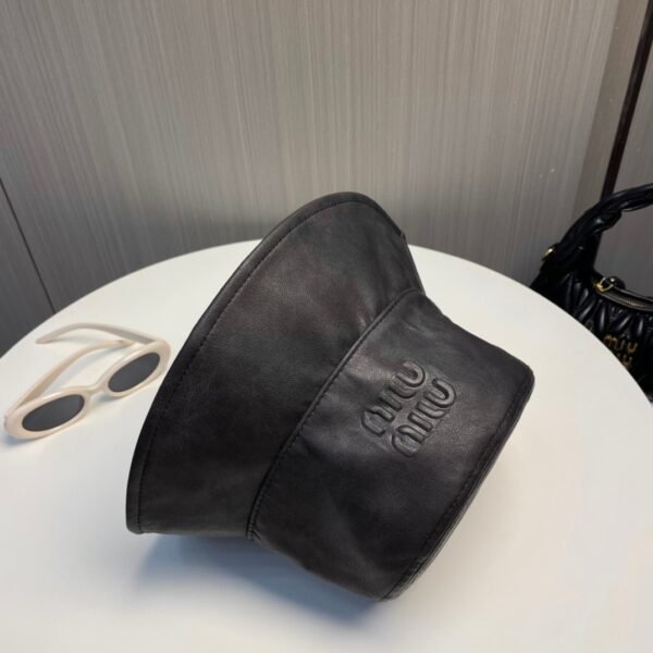 miumiu autumn winter new original single bucket hat