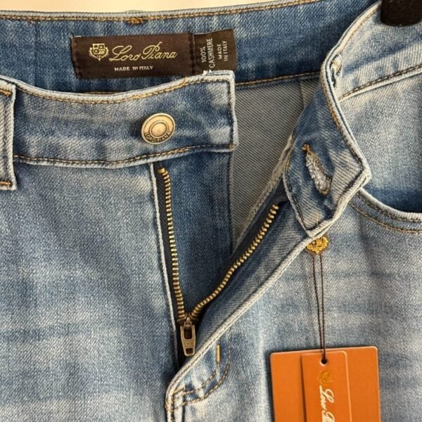 Loro Piana high-waisted slim-fit versatile denim trousers with embroidered leather logo High-quality clothing